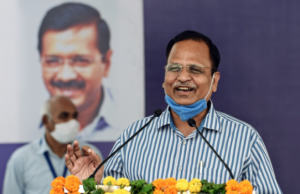 सत्येंद्र जैन गिरफ्तार: केजरीवाल ने कहा- फिर फर्जी केस, BJP बोली- सामने आएगा भ्रष्टाचार का सच सत्येंद्र जैन गिरफ्तार: केजरीवाल ने कहा- फिर फर्जी केस, BJP बोली- सामने आएगा भ्रष्टाचार का सच