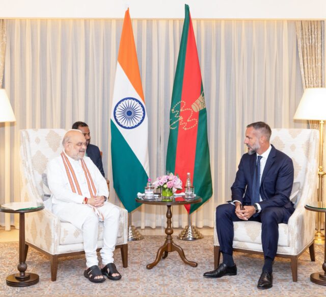 Amit shah meet His Highness Prince Rahim Aga Khan V in New Delhi.