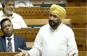 पंजाब कांग्रेस में एकता की कोशिश बेअसर? चन्नी की गैरमौजूदगी से फिर उठे सवाल, पायलट भी नहीं पहुंचे पंजाब कांग्रेस के रोष मार्च में राजा वड़िंग, चरणजीत सिंह चन्नी और सचिन पायलट से जुड़ी सियासी हलचल
