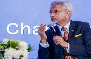 आतंकवाद पर पाकिस्तानी पत्रकार ने पूछा सवाल, जयशंकर बोले- ‘एक आतंकवादी देश मुझसे यह पूछ रहा है’ UNGA में पाकिस्तानी पत्रकार के सवाल का जवाब देते विदेश मंत्री एस जयशंकर