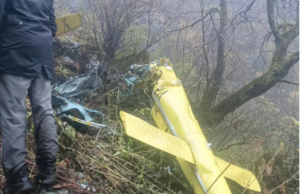 Joshimath Helicopter Crash: कई टुकड़ों में बिखरा मिला हेलीकॉप्टर, हादसे की भयावह तस्वीरें आईं सामने Joshimath Helicopter Crash