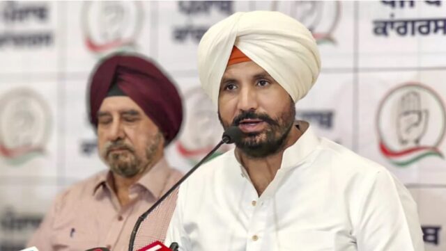 Raja Warring Resigns: राहुल गांधी से मुलाकात के बाद राजा वड़िंग का इस्तीफा Raja Warring meets Rahul Gandhi after resigning as Punjab Congress president