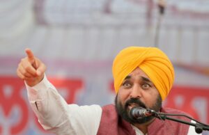 CM Mann का युवाओं को बड़ा संदेश, 70 हजार से ज्यादा सरकारी नौकरियां देने का दावा CM Bhagwant Mann Addresses Youth Festival in Dhuri