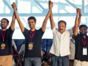 बेंगलुरु में SIR के खिलाफ प्रदर्शन तेज, ध्रुव राठी-प्रकाश राज ने उठाए सवाल; ज्ञानेश कुमार के इस्तीफे की मांग बेंगलुरु फ्रीडम पार्क में SIR के खिलाफ प्रदर्शन करते ध्रुव राठी और प्रदर्शनकारी