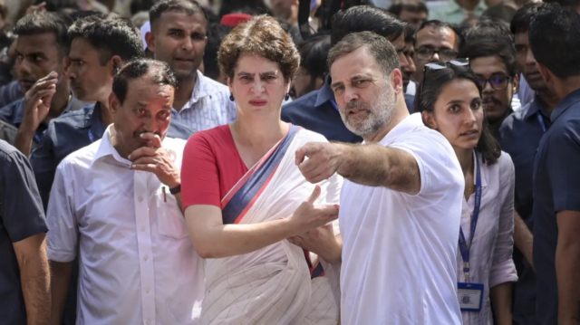 Rahul Gandhi Priyanka Gandhi and opposition MPs heading to Jantar Mantar protest