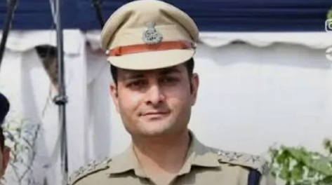 ACP Vivek Bhagat Promotion Delhi Police Delhi Police ACP Vivek Bhagat को जंतर मंतर विवाद के बीच Additional DCP पद पर प्रमोशन